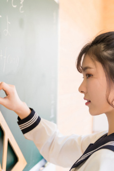 狂C亲女高辣